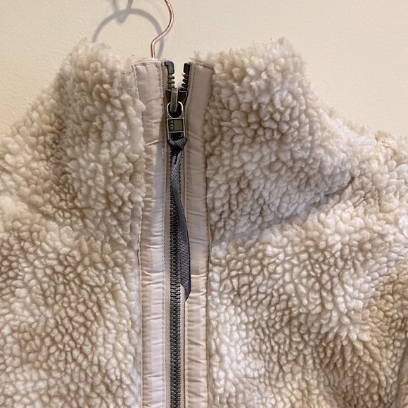 Patagonia Divided Sky High Pile Fleece Jacket- XS - Picture 8 of 10